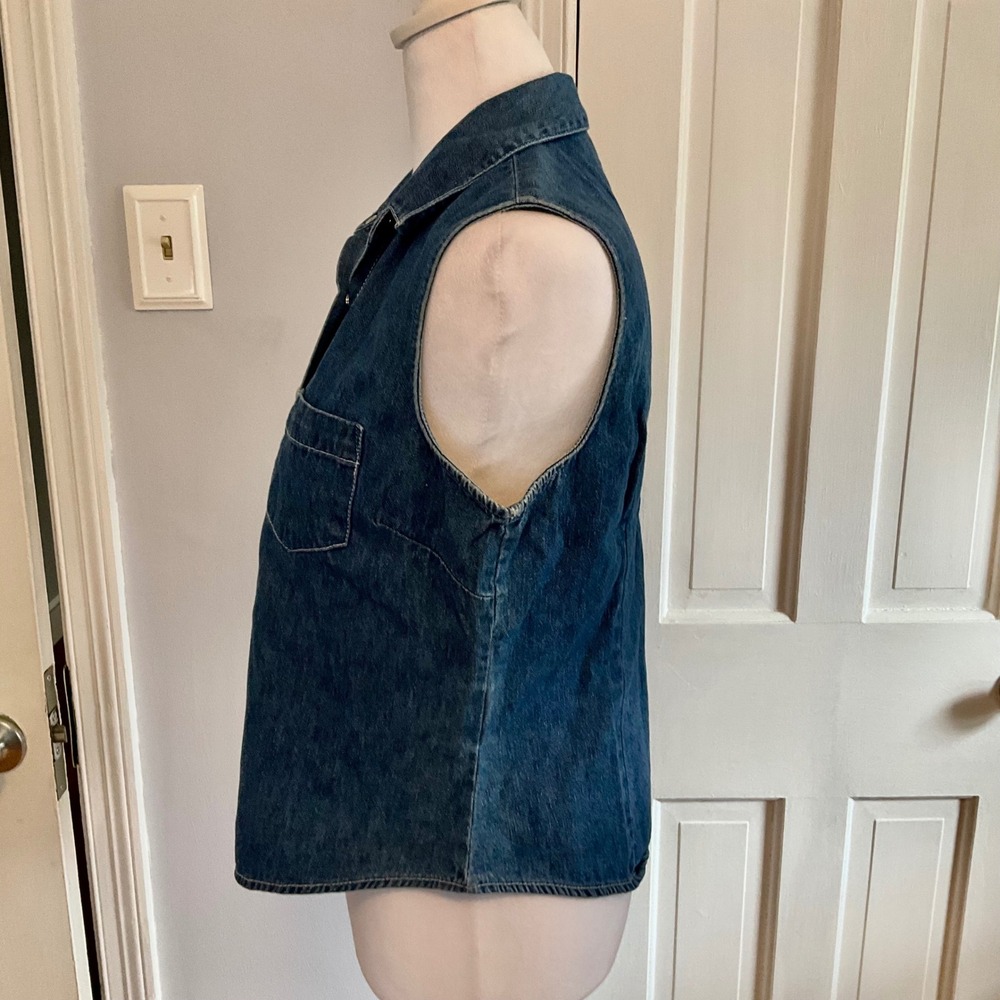 Vtg At Last Classics Women Large Sleeveless Pearl Snap Shirt Blue Denim Collared - Picture 2 of 8